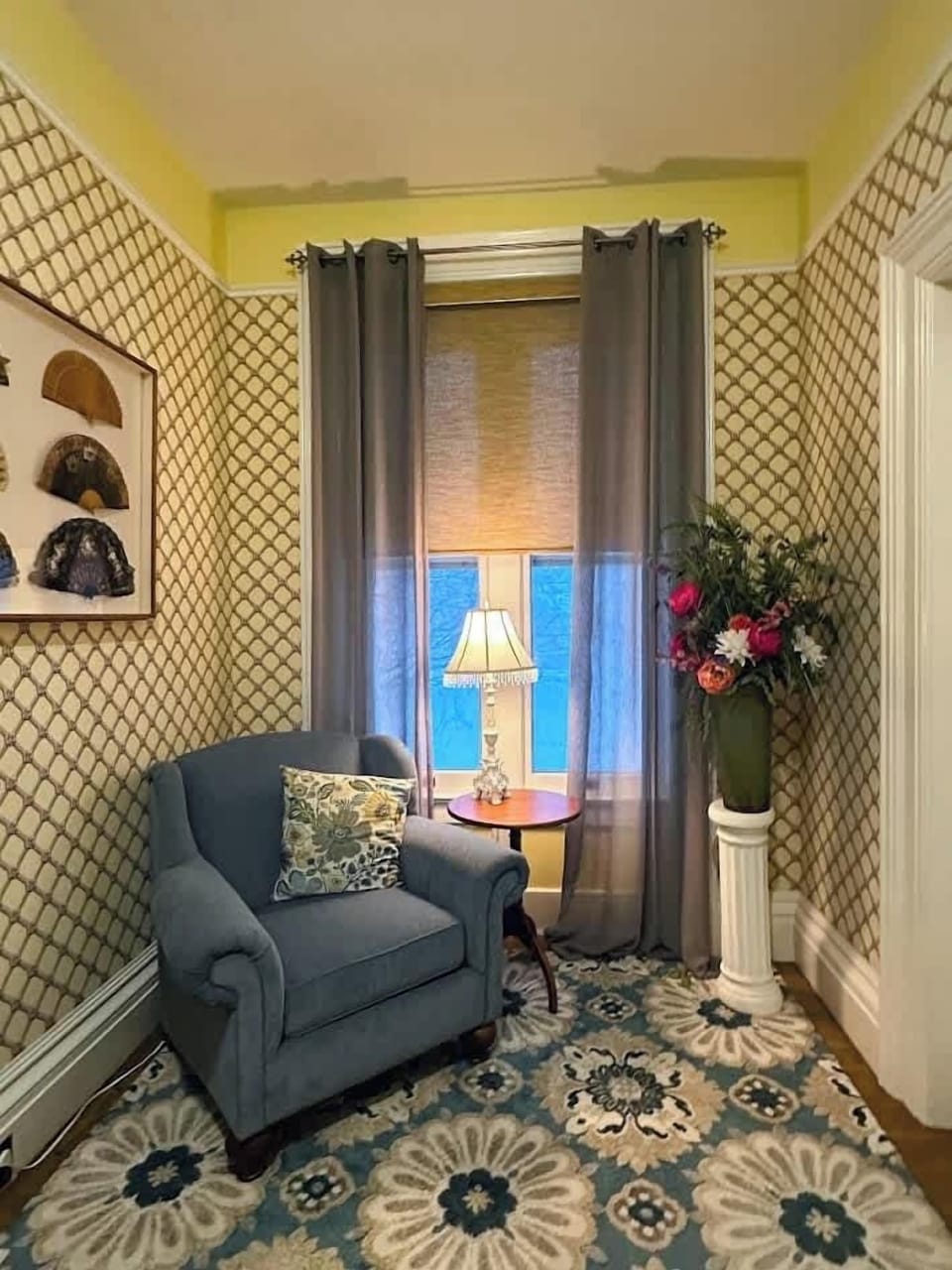 Hallway - reading nook