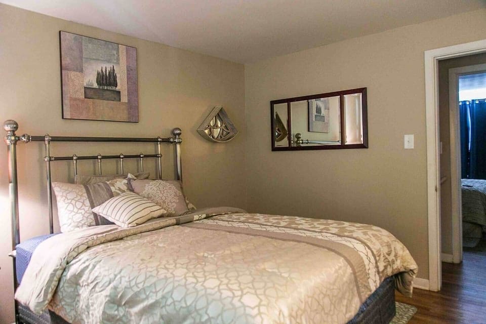 Bedroom 2 with queen bed, upstairs