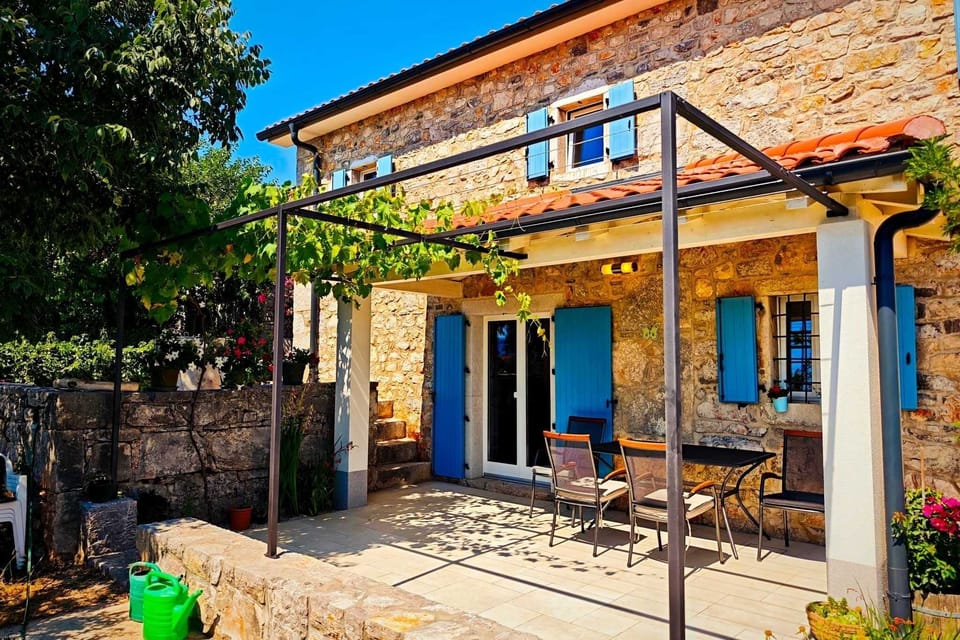 Terrace 1