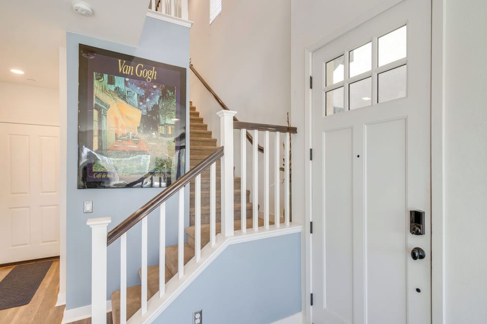 Stairs to 2nd Floor