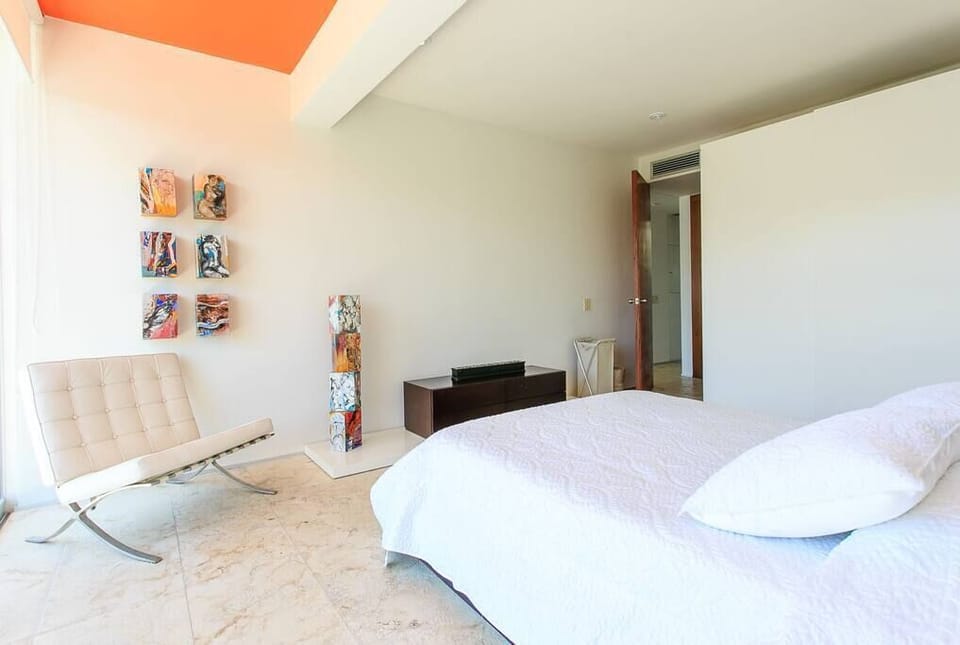Bedroom 2 with a queen bed