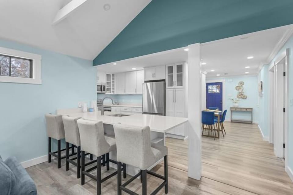 Kitchen with Counter Seating