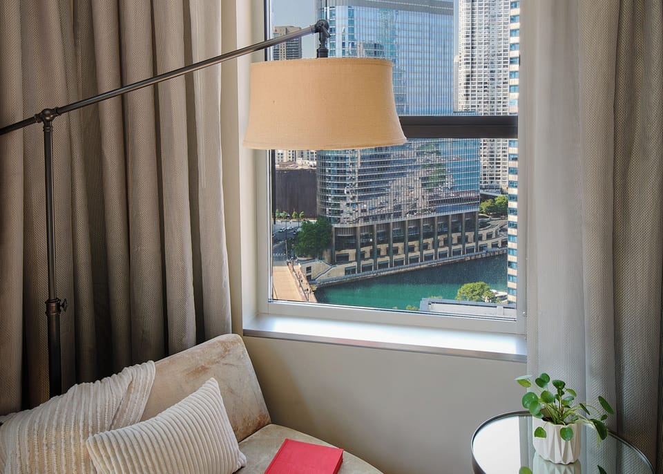 Studio-King-Hotel-River-View-Sports-Illustrated-Resorts-Chicago