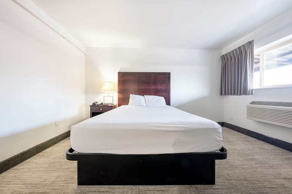 Bedroom. Interior and views may vary based on location and availability.