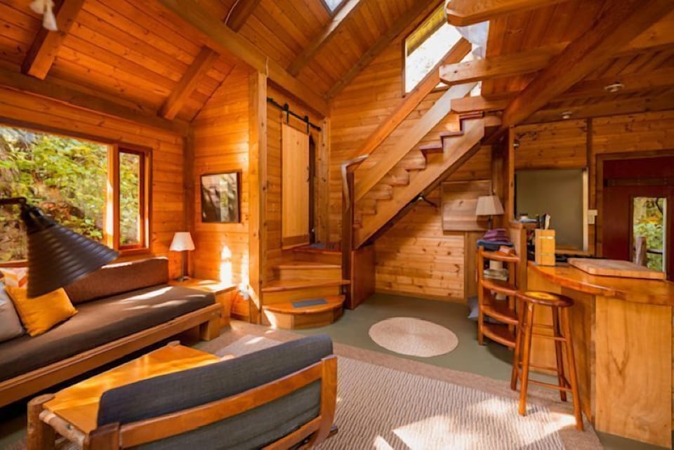 Beautiful wood throughout