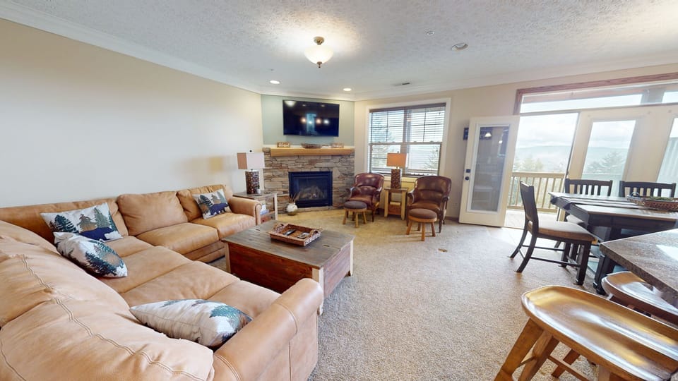 Furniture, Indoors, Living Room, Couch, Home Decor