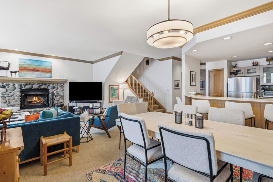 highlandsslopeside-222-8809_54968799982_o