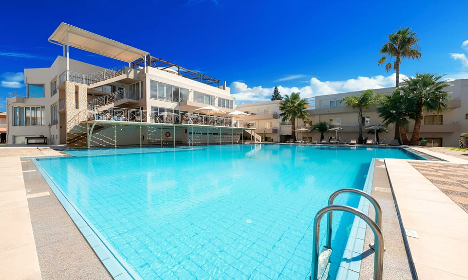 The Garden Hotel | HotelPraxis Group