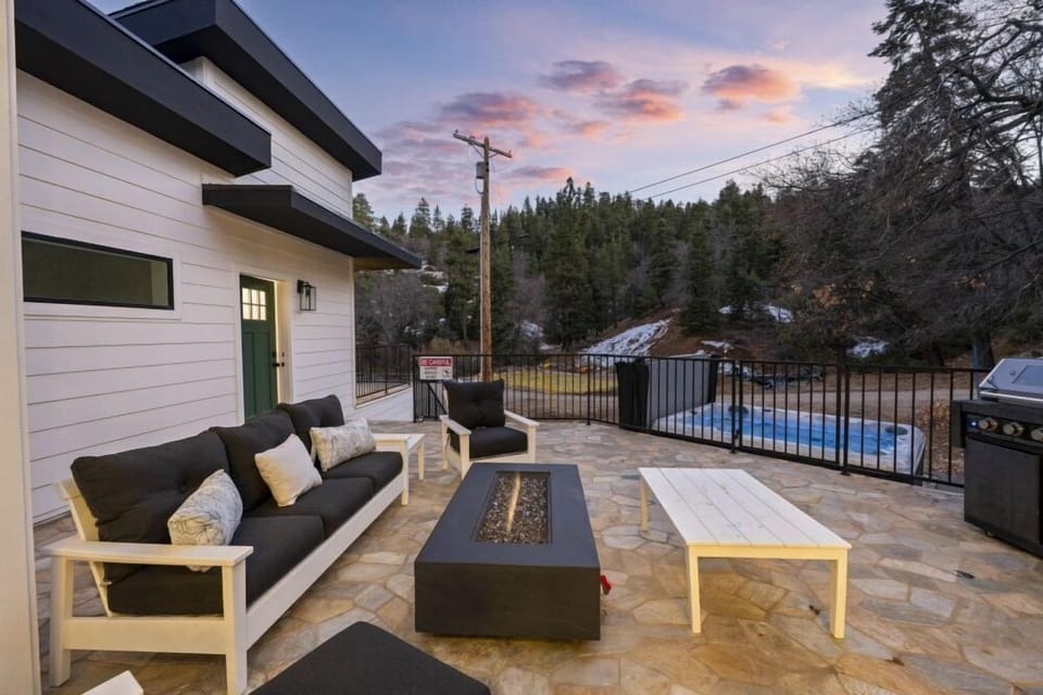 Sitting Area