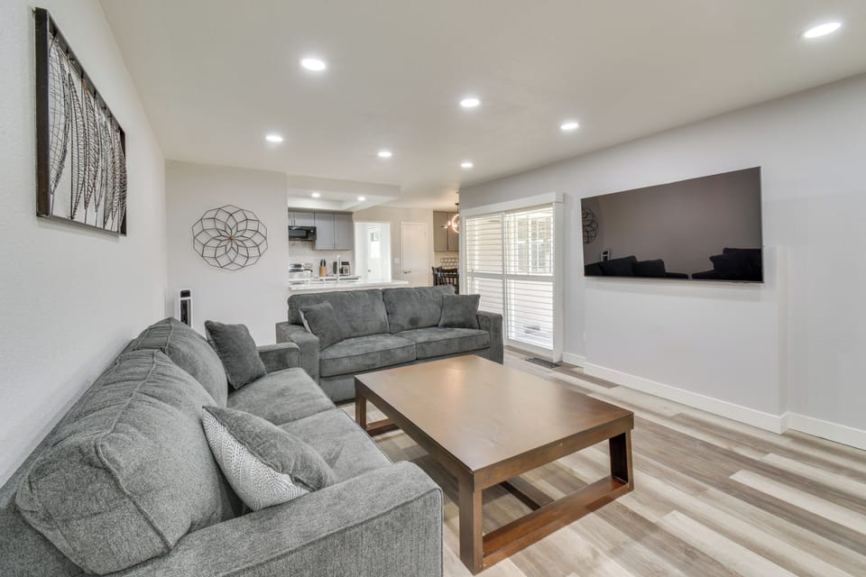 Merced Vacation Rental | 4BR | 3BA | 1,737 Sq Ft | 3 Steps Required