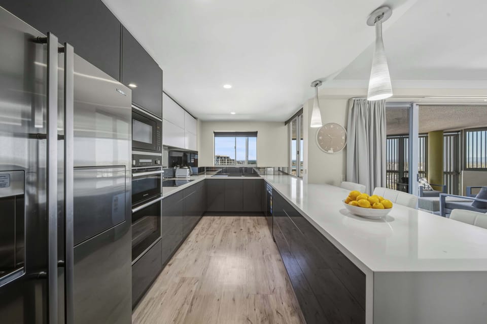 Fully equipped kitchen with beautiful views while you cook.