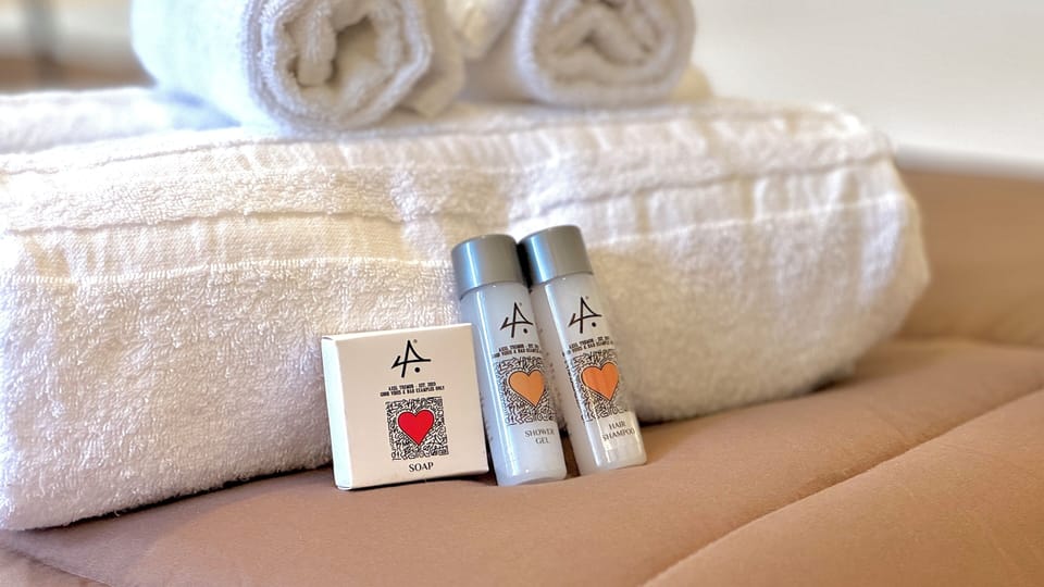 Bathroom amenities