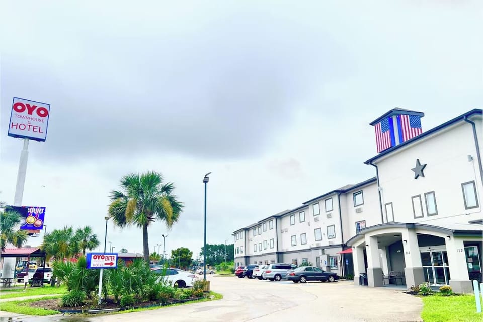 Drive in confidently with clear signage and convenient parking.