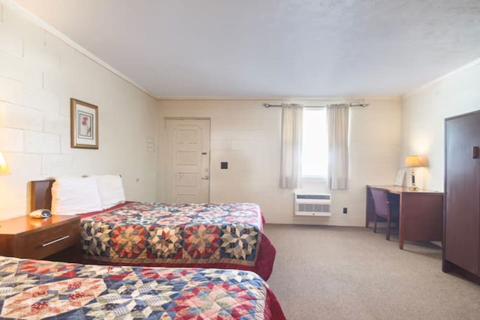 Bedroom. Interior and views may vary based on location and availability
