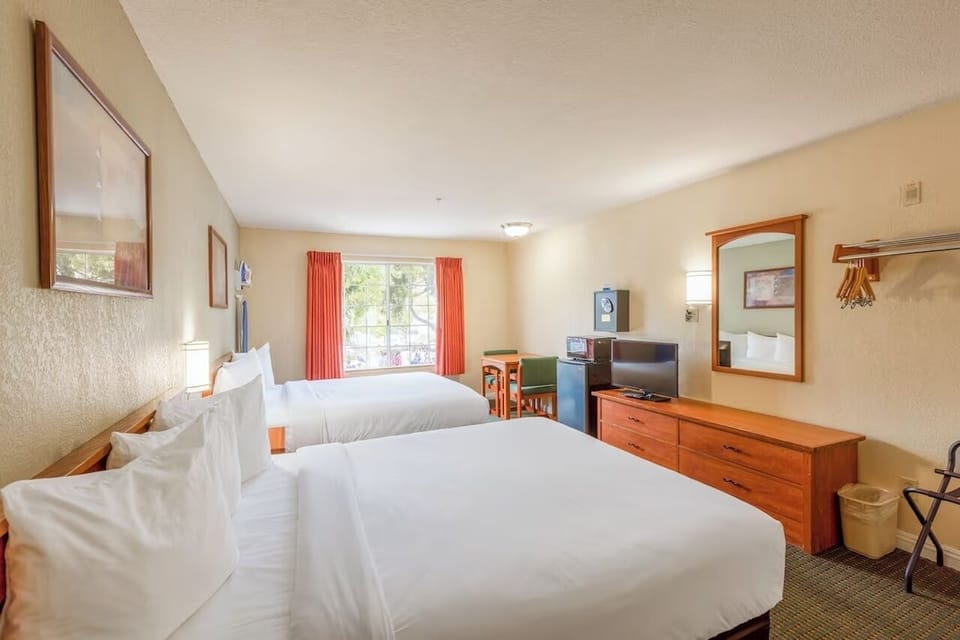 Bedroom. Interior and views may vary based on location and availability