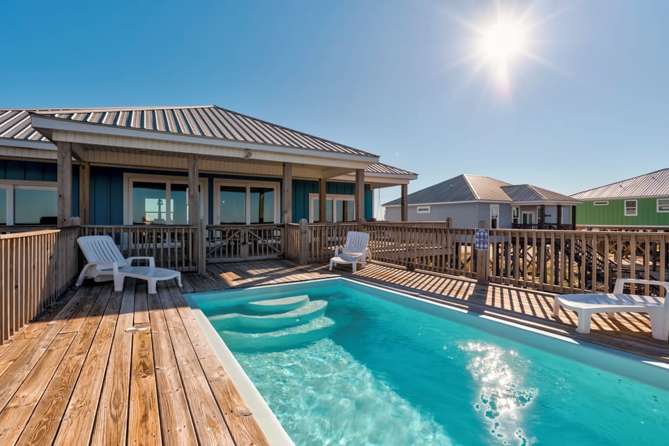 Slice of Heaven Private Pool Beach Vacation Home