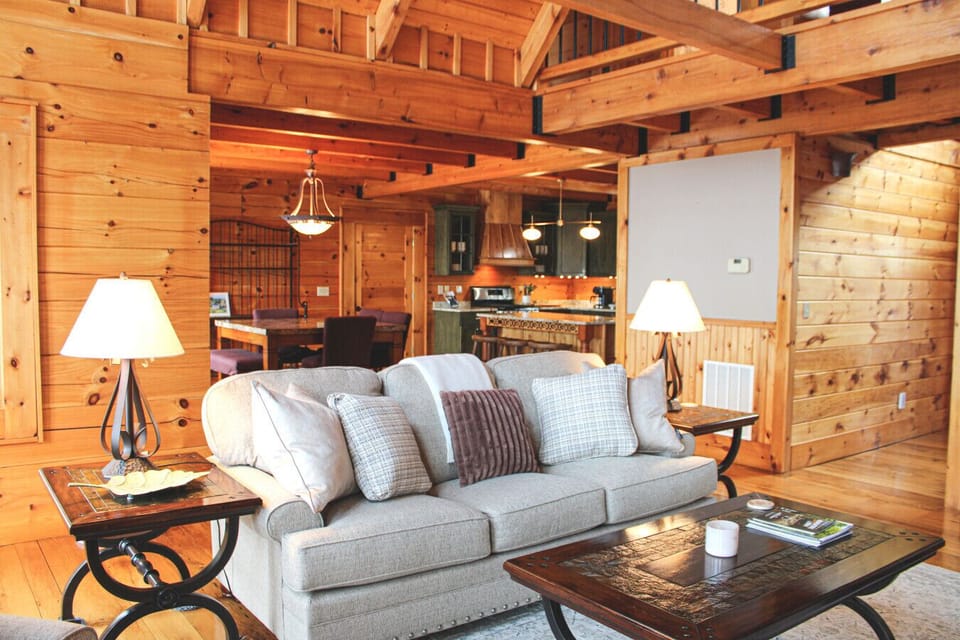 Open-area feel, perfect for family gatherings in Lewisburg, WV