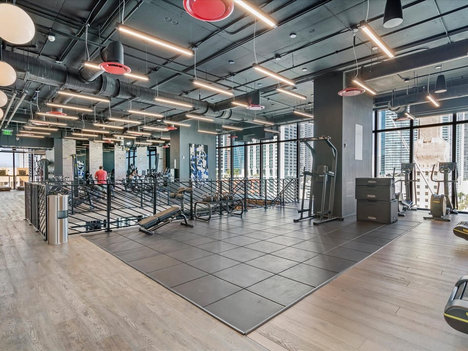 Building Gym