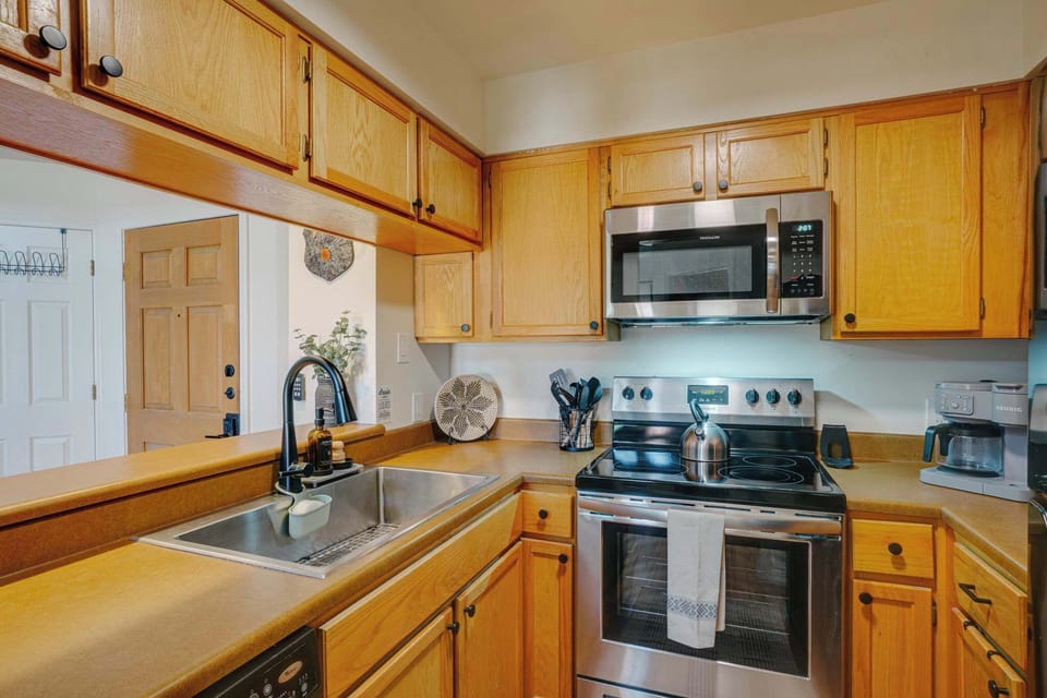 A polished, well-designed kitchen ideal for preparing meals after a day on the mountain.
