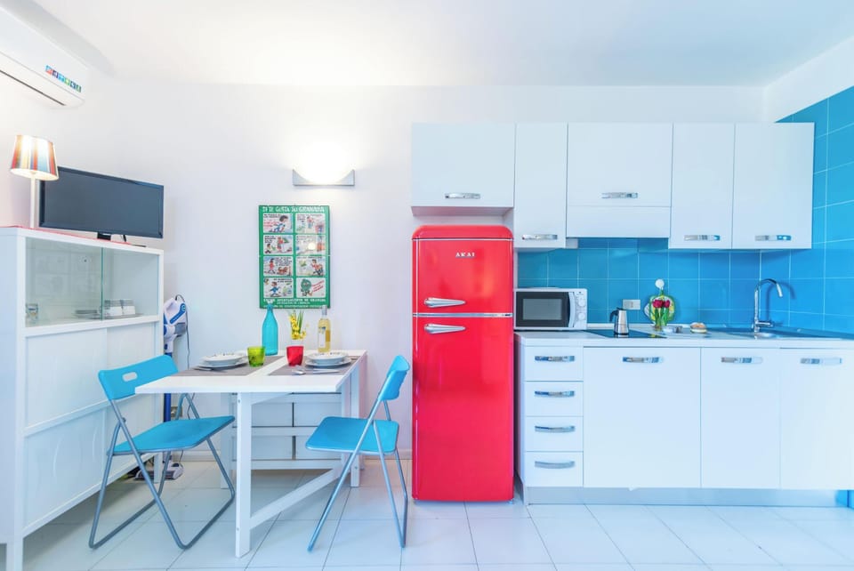 Kitchen and dining area