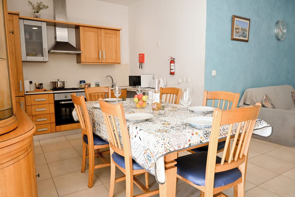 Kitchen and dining area