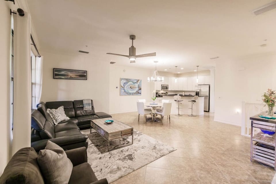 Living area looking into kitchen.
