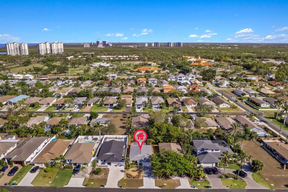 The sunny southwest Florida landscape