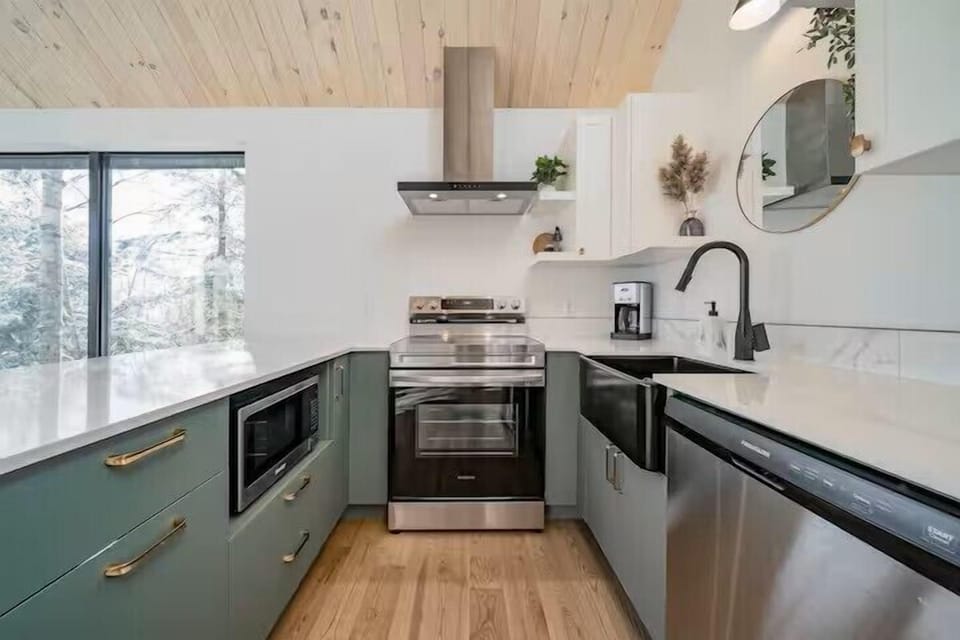 Cook, gather, and enjoy moments that make memorable stories.