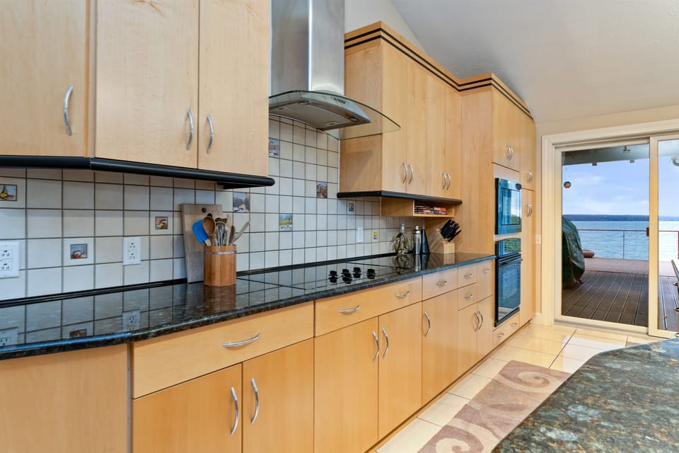Expansive fully stocked kitchen-main floor