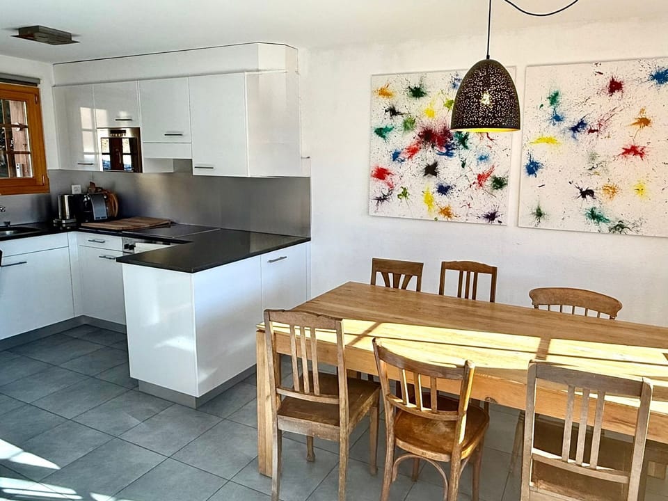 Kitchen / Dining Room