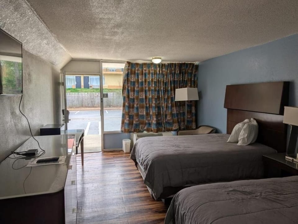 Bedroom. Interior and views may vary based on location and availability.