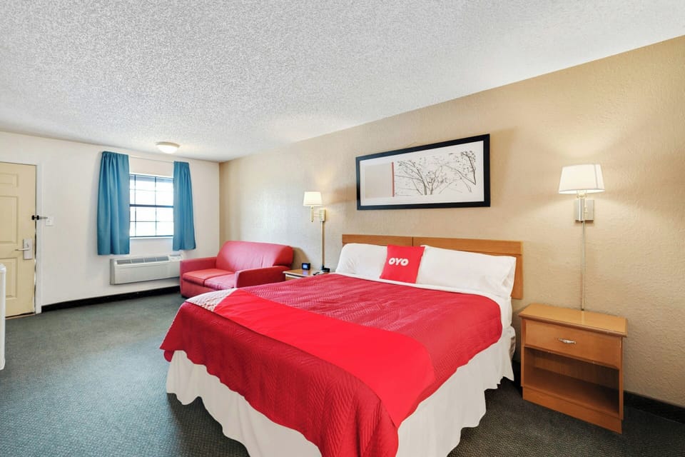 Bedroom. Interior and views may vary based on location and availability