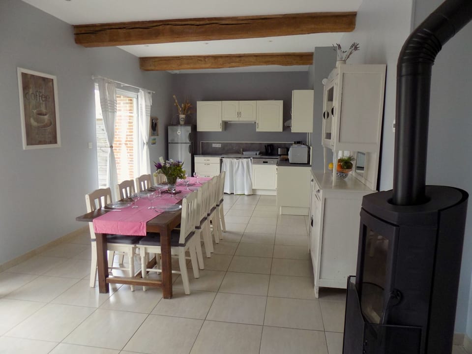 Kitchen / Dining Room