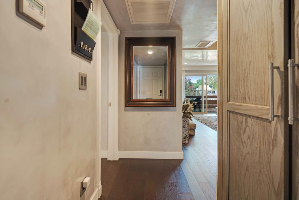 Entry to the unit. 