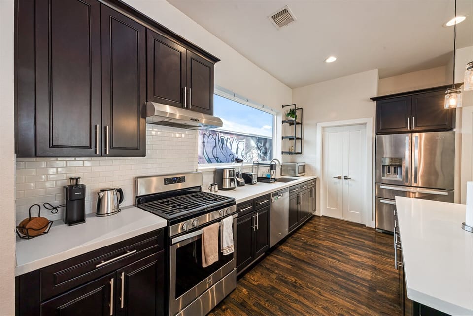 Our beautiful kitchen to whip up amazing meals for the whole group.