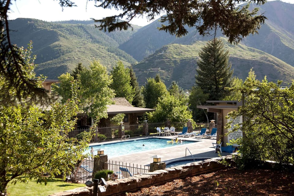 15. Best Western Antlers Hotel - Outdoor Pool
