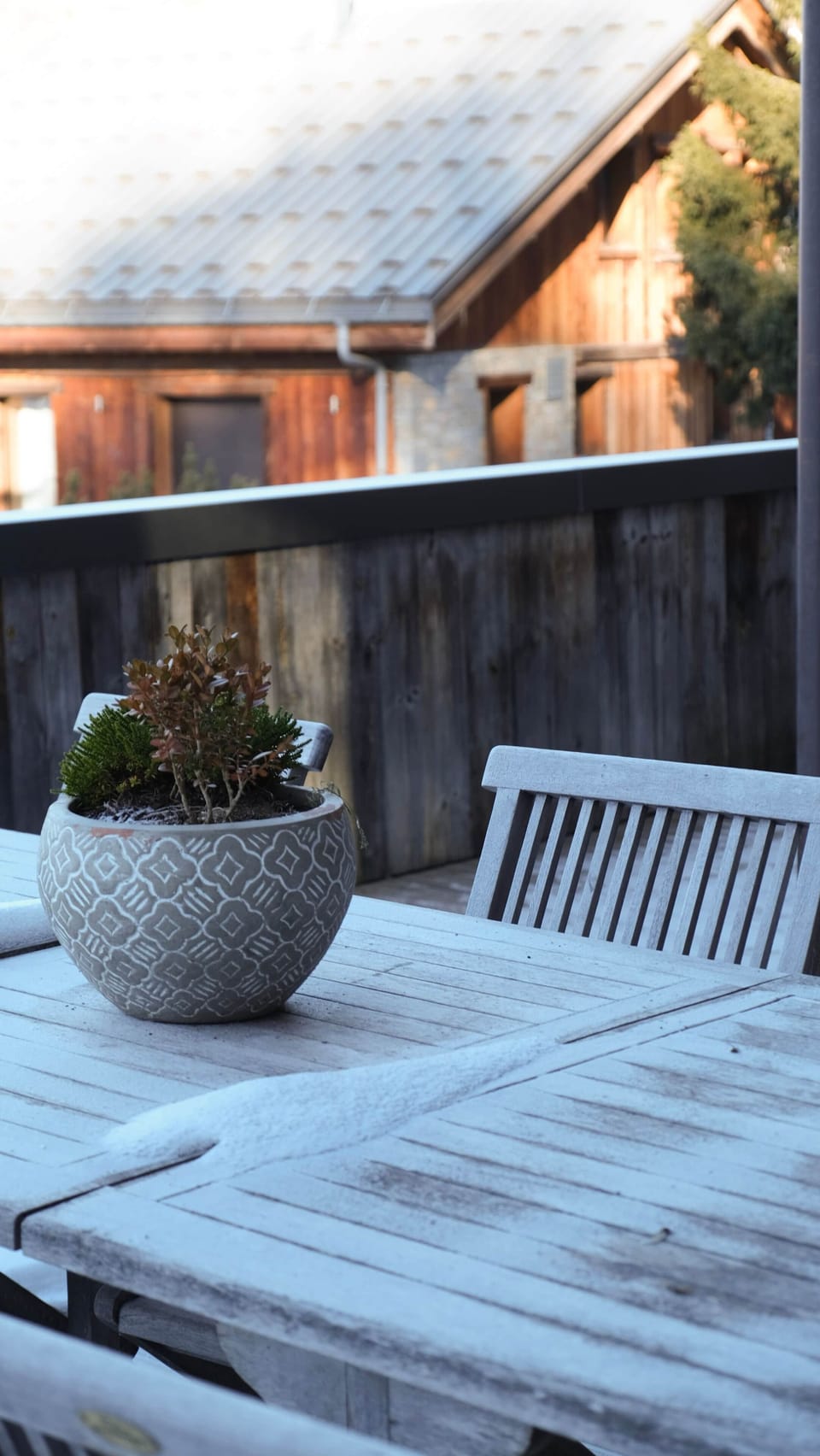 Outdoor dining