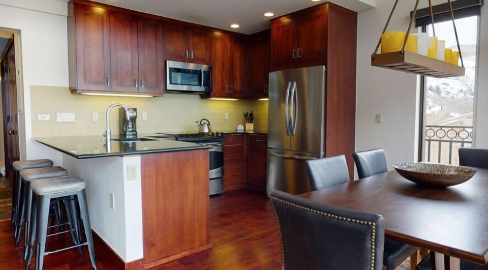 Vail Landmark 3 Bedroom Kitchen