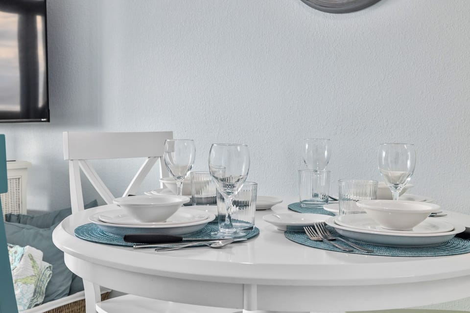 Create a place for a private meal away from the world.