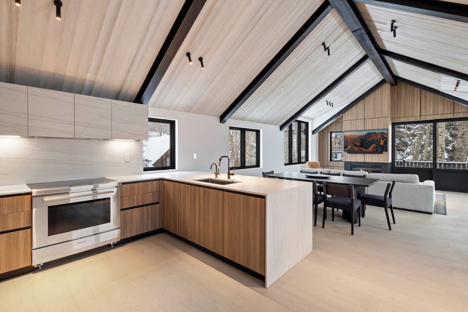 4.0-telluride-maison-cornet-kitchen