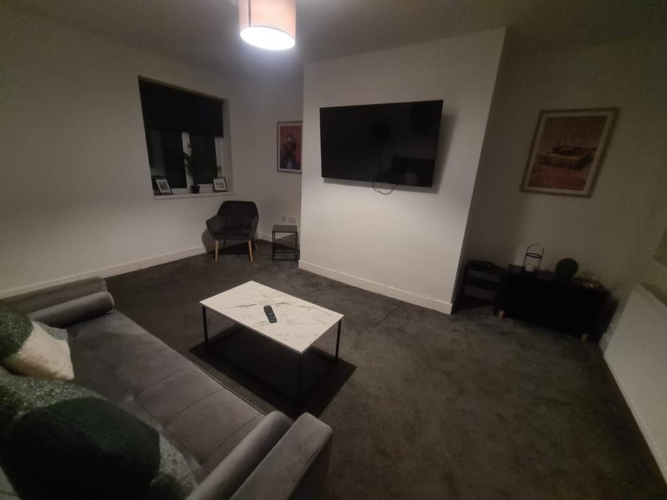 Living Room / Lounge