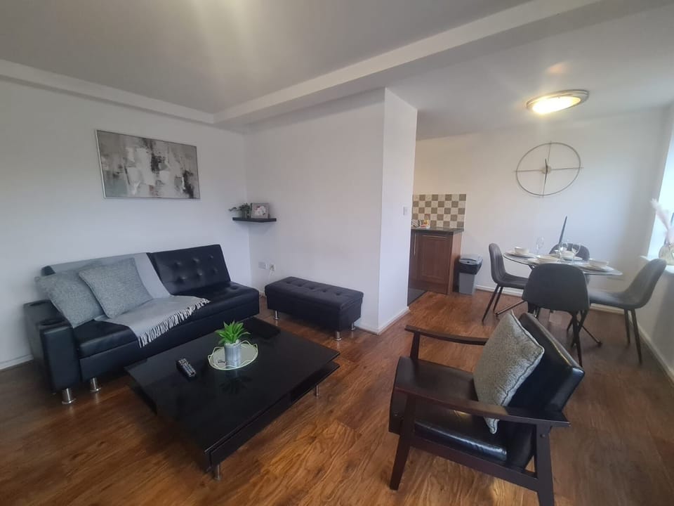 Living Room / Lounge