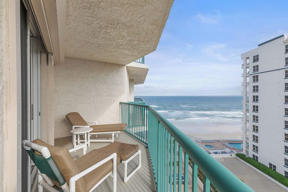 Living Room Balcony Views