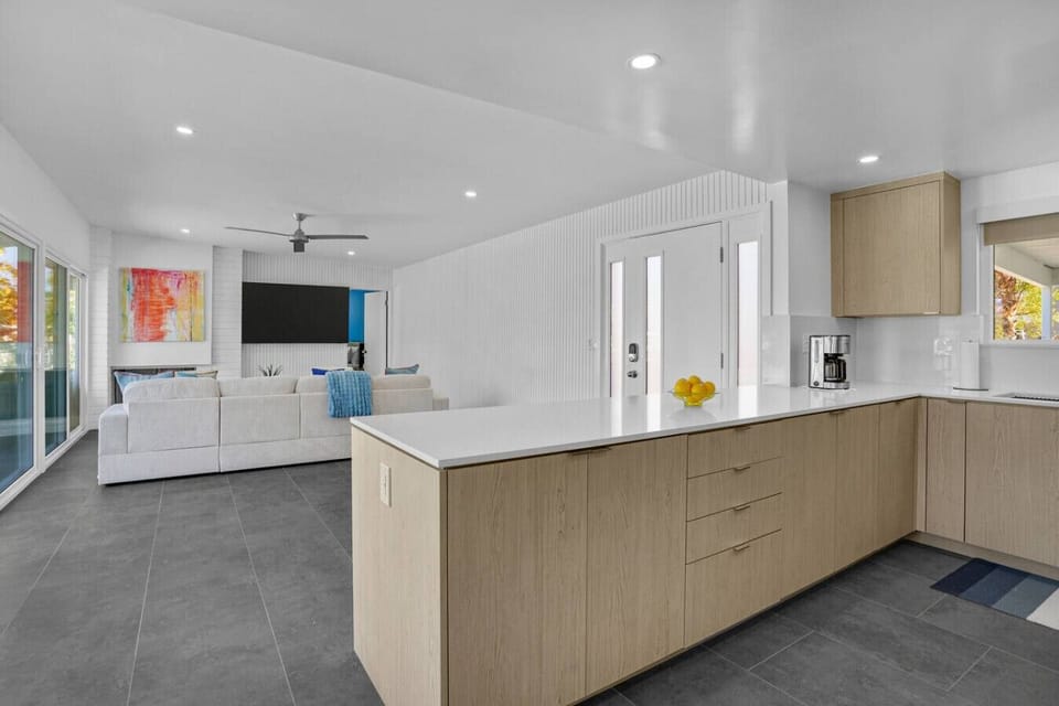 Enjoy casual dining right from the kitchen
