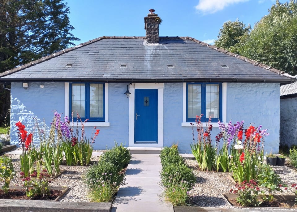 Courtyard Cottage