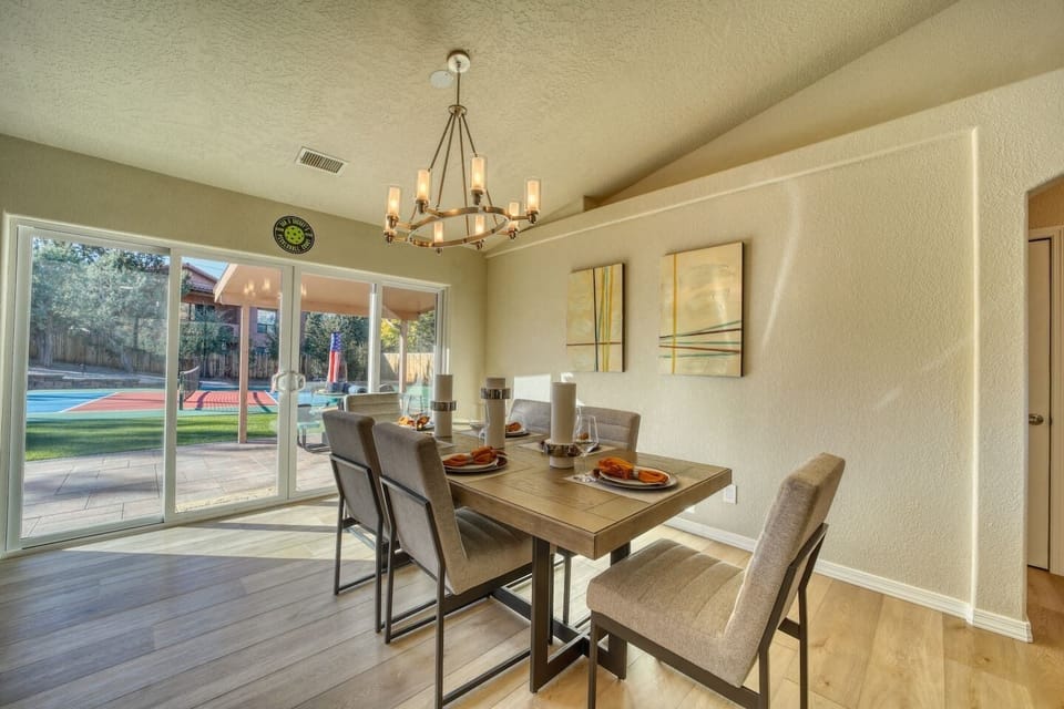 Large dining table to enjoy meals together