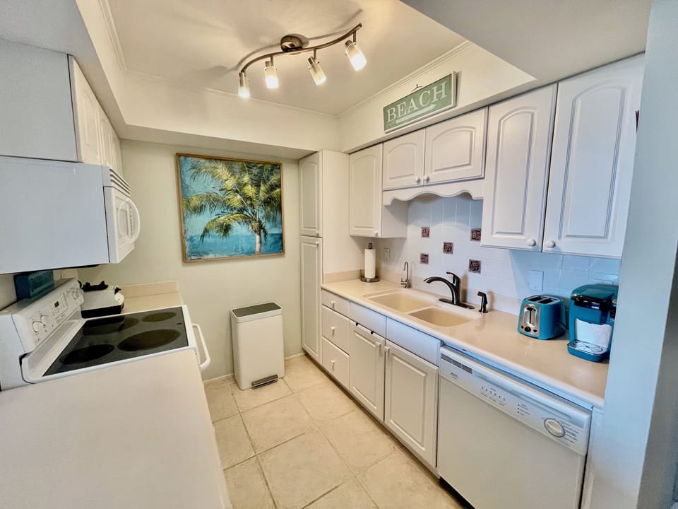 Kitchen has Water Views too, but not in this photo.