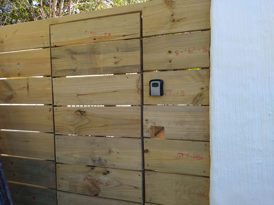 Private Guest entry with lockbox