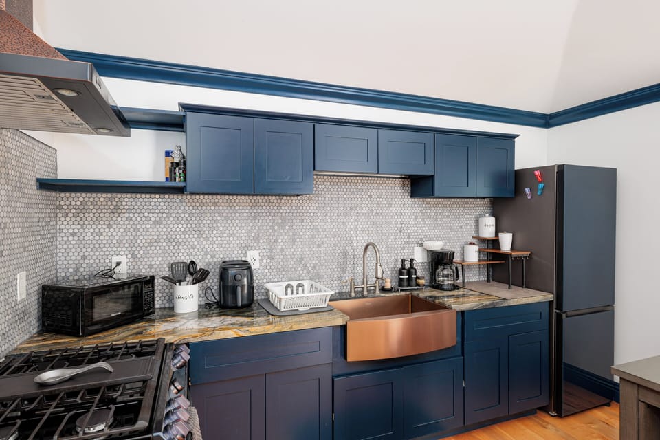 Full Kitchen