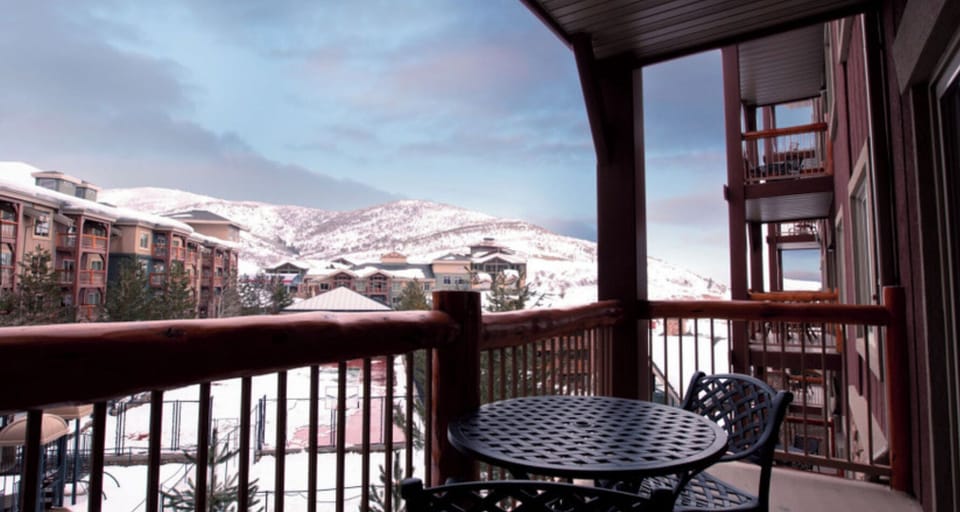 Balcony off unit.
